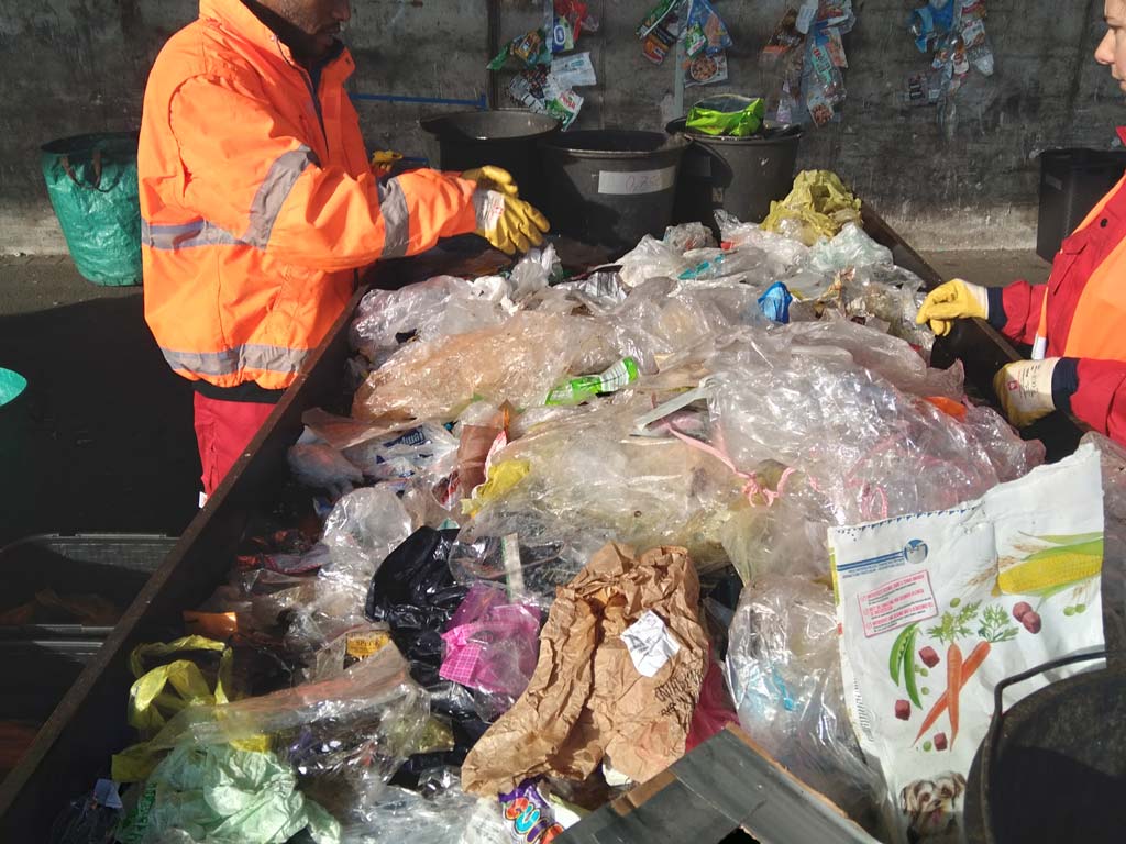 Sampling, sorting and analysing the light packaging fraction recyclables stream at PreZero's Porta Westfalica waste sorting facility in Germany 